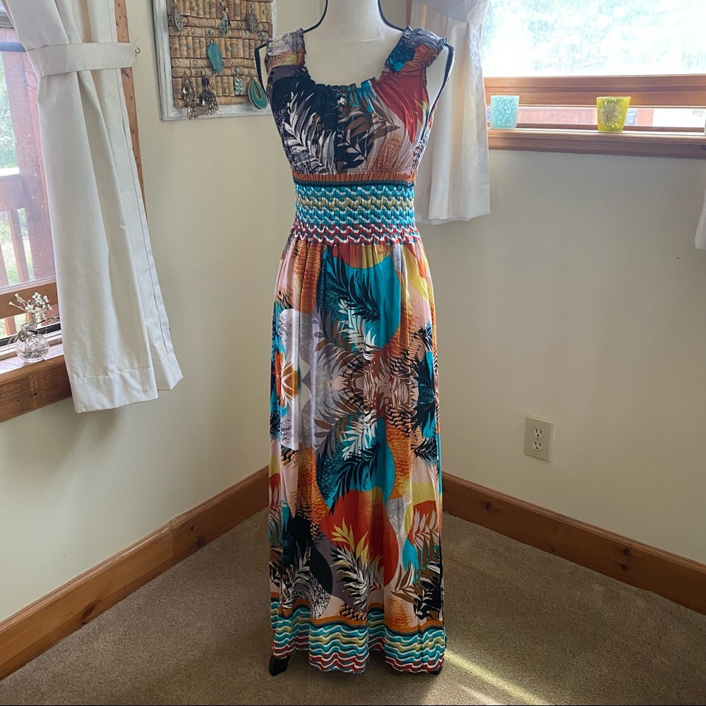 Joy & Co. NWOT Tropical Maxi Dress Size Large